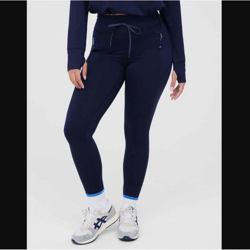 OFFLINE By Aerie Warmup High Waisted Pocket‎ Legging NWT